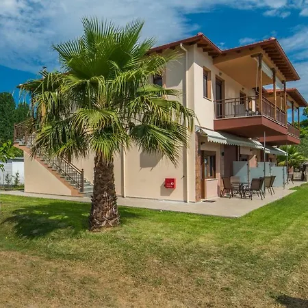 Grand Marianna Apartment Neos Marmaras